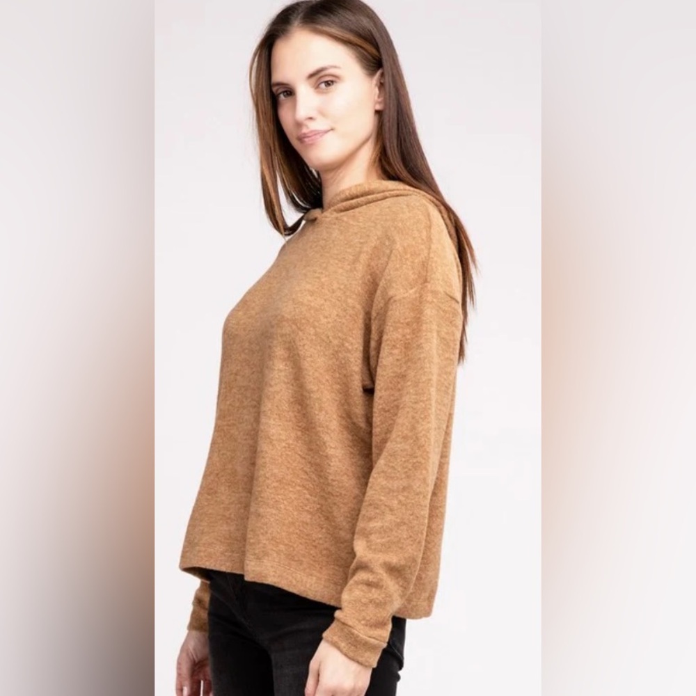 NWT Zenana Sweater‎